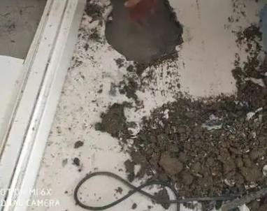 和林格尔楼顶渗水公司分享下和林格尔卫生间测漏水方法和方法的详细分解。